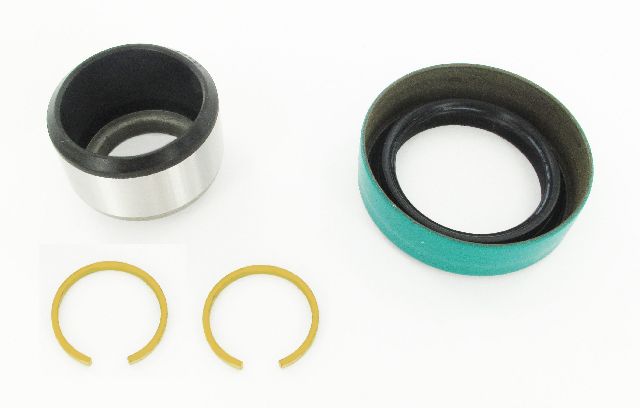 1995-2005 Chevrolet Cavalier Automatic Transmission Output Shaft Seal Kit (SKF)
