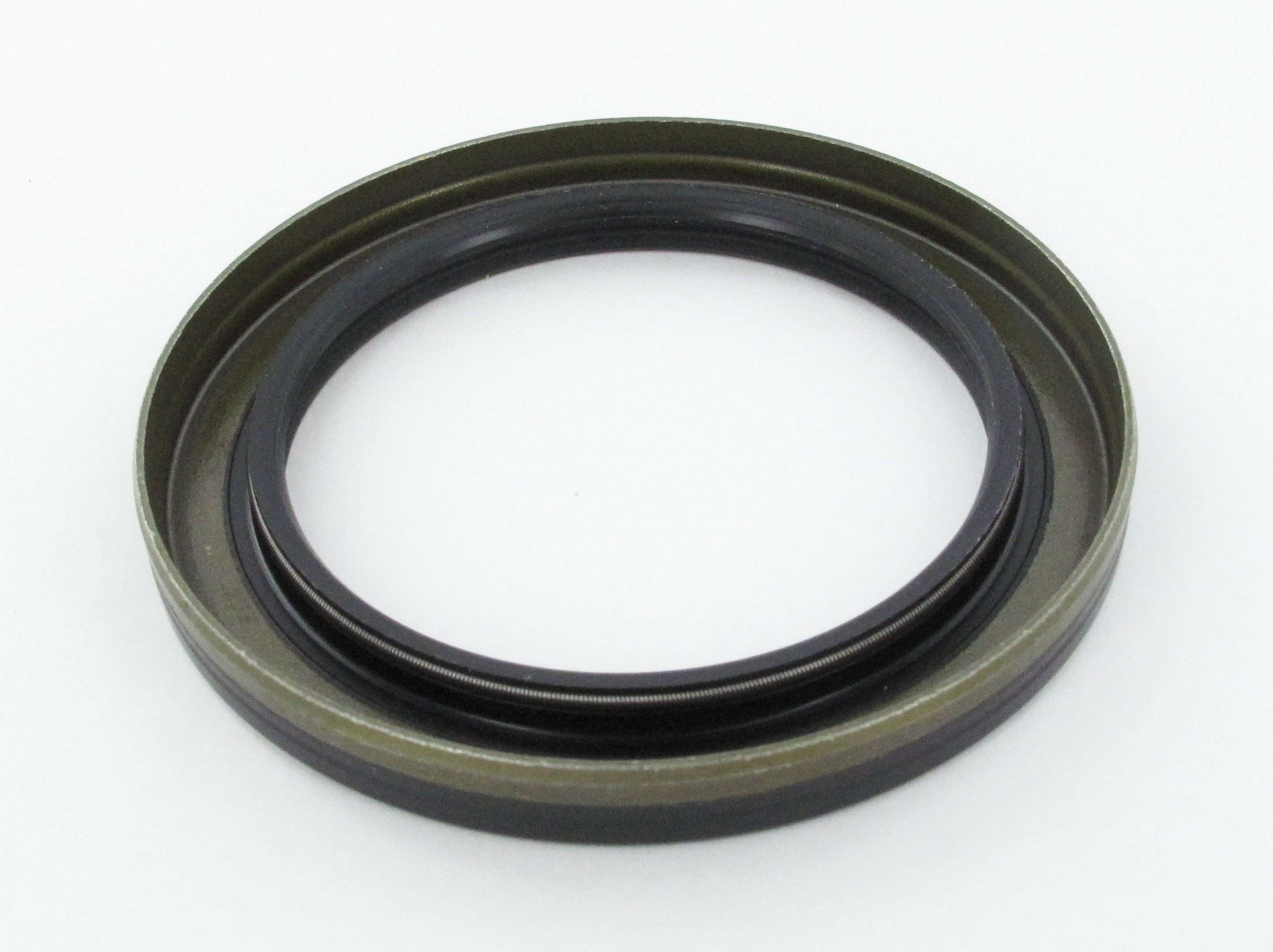 2006, 2005, 2004, 2003, 2002 Freightliner Sprinter 2500 2500 Wheel Seal
