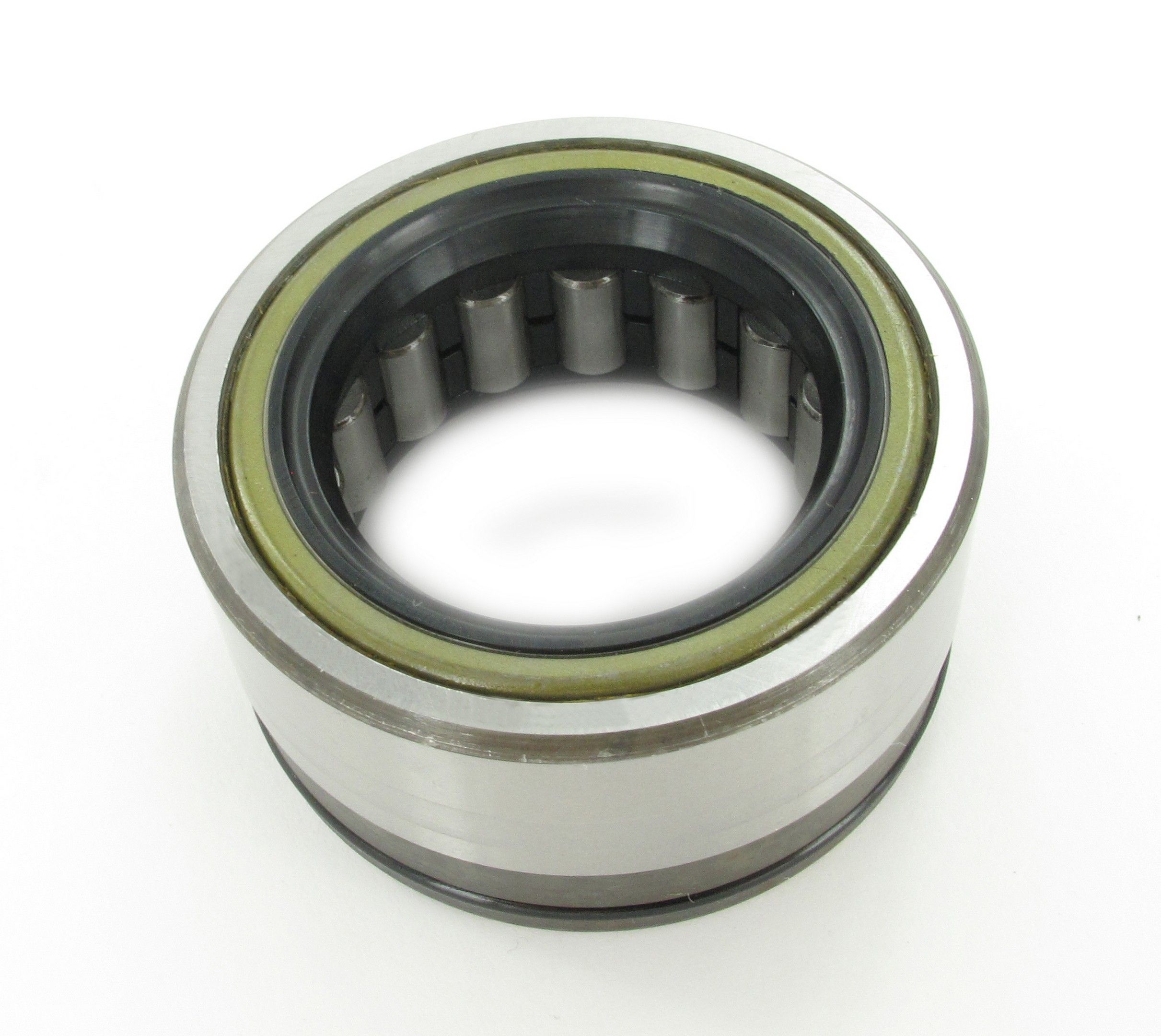 2005, 2004, 2003, 2002, 2001, 2000, 1999, 1998, 1997, 1996, 1995, 1994, 1993 Ford Explorer Drive Axle Shaft Bearing Assembly