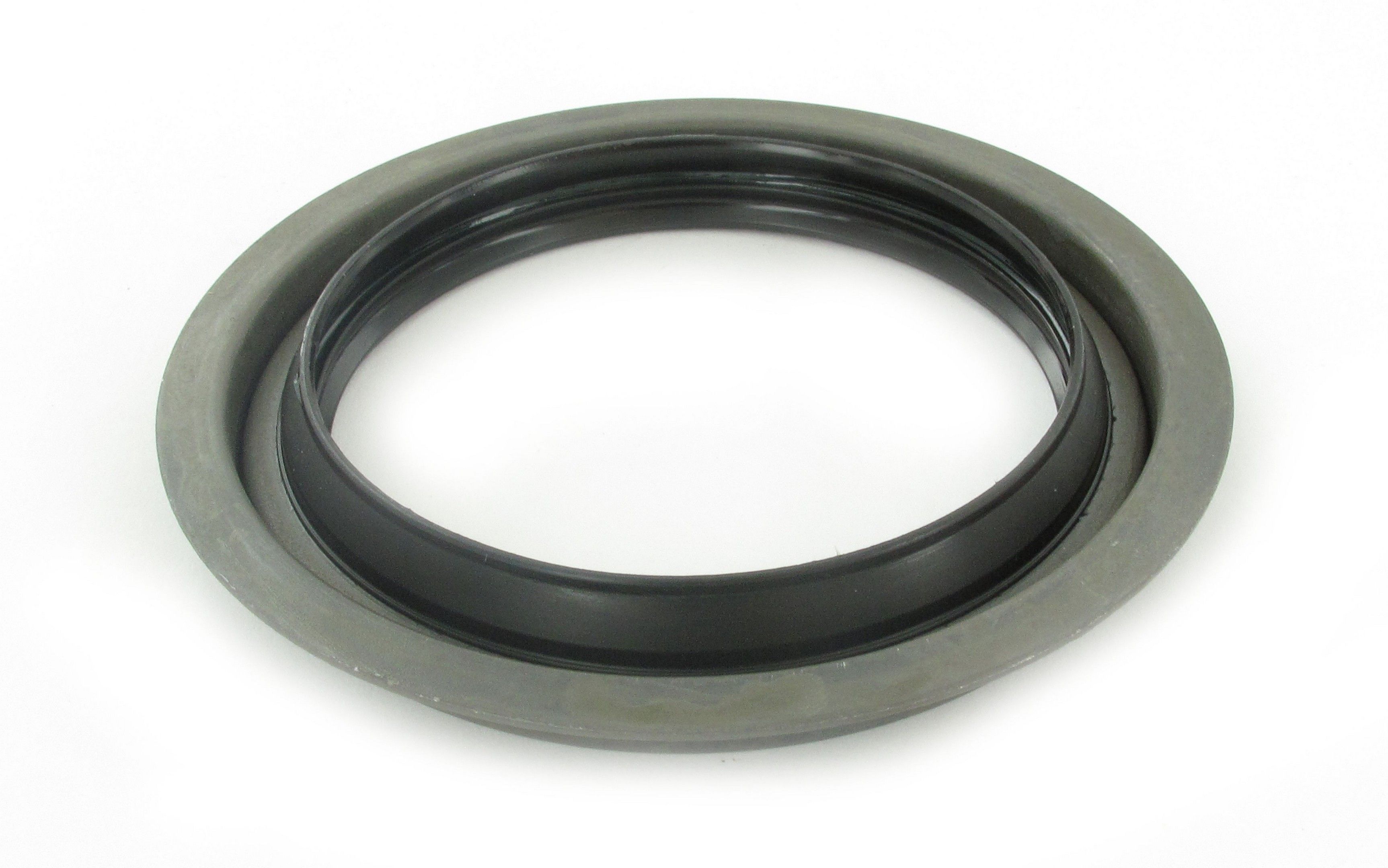 2004, 2003, 2002, 2001 Ford Lobo Econoline Wheel Seal