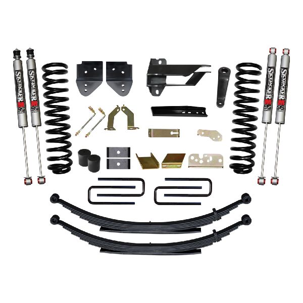 2017 Ford F-350 Super Duty Suspension Lift Kit (Skyjacker)