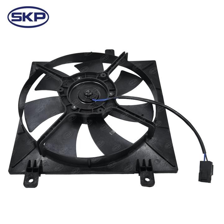 2005, 2004, 2003, 2002, 2001 Toyota RAV4 A/C Condenser Fan Assembly