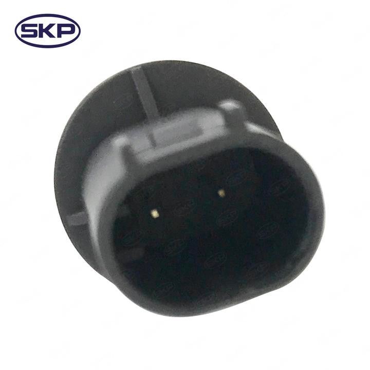 2017, 2016, 2015, 2014, 2013, 2012, 2011, 2010 Freightliner Sprinter 3500 2500 Ambient Air Temperature Sensor