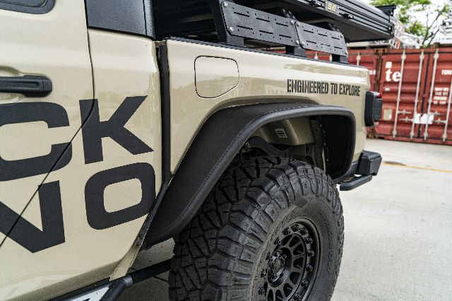 2020-2024 Jeep Gladiator Fender (Smittybilt)