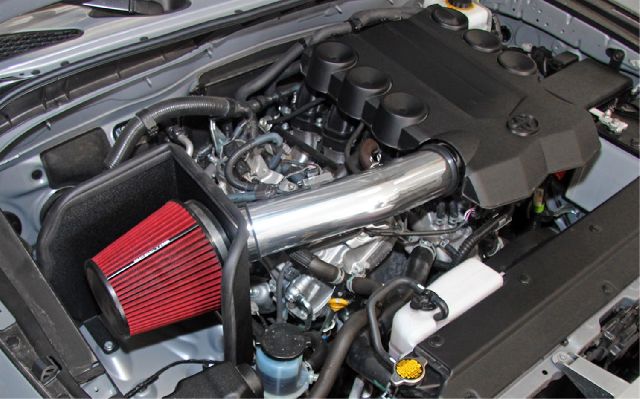 2010-2014 Toyota FJ Cruiser Air Intake Kit (Spectre)