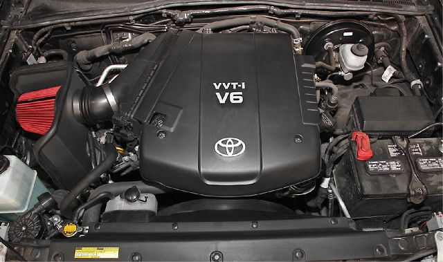 2012-2015 Toyota Tacoma Air Intake Kit (Spectre)