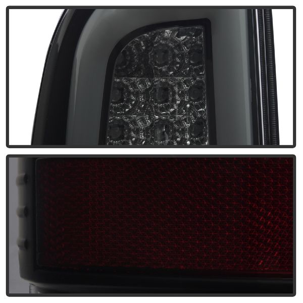 1999-2007 Ford F-550 Super Duty Tail Light Set (Spyder)
