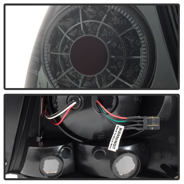 2001-2003 Lexus IS300 Tail Light Set (Spyder)