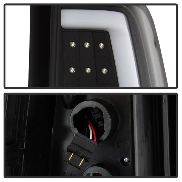 1999-2004 GMC Sierra 2500 Tail Light Set (Spyder)