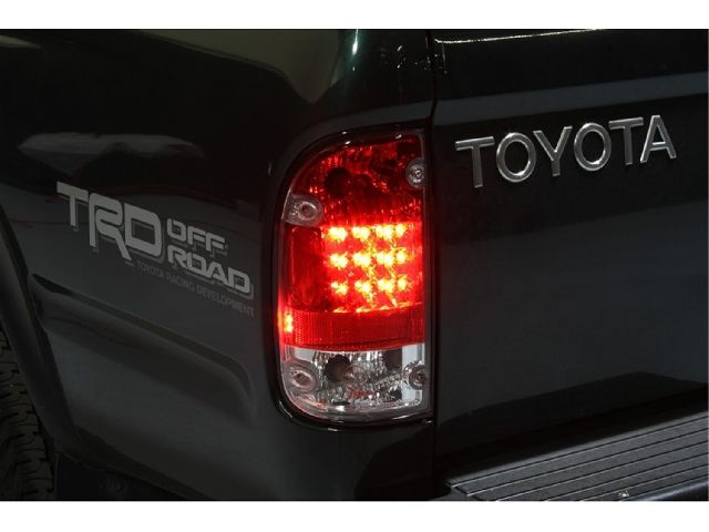 1995-2000 Toyota Tacoma Tail Light Set (Spyder)
