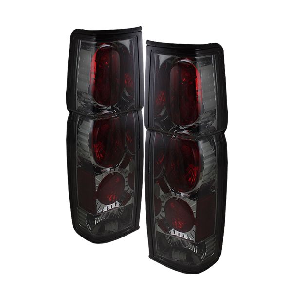 1986-1994 Nissan D21 Tail Light Set (Spyder)