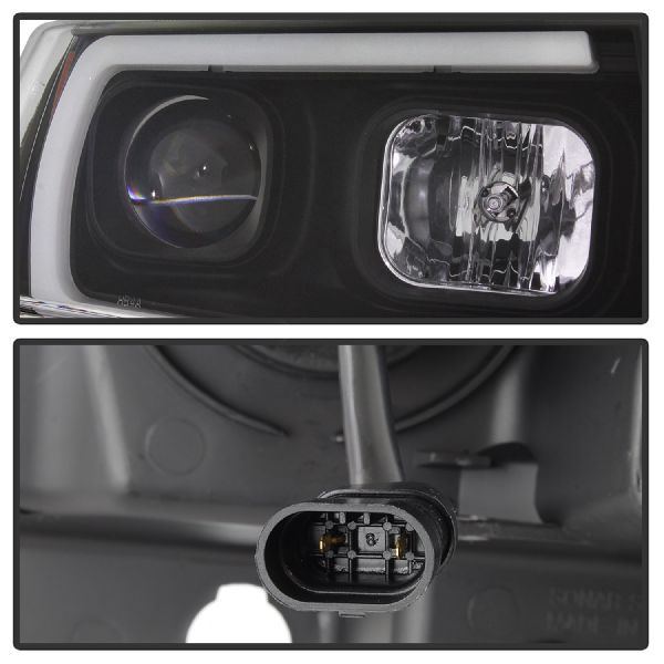 1999-2004 Jeep Grand Cherokee Headlight Set (Spyder)