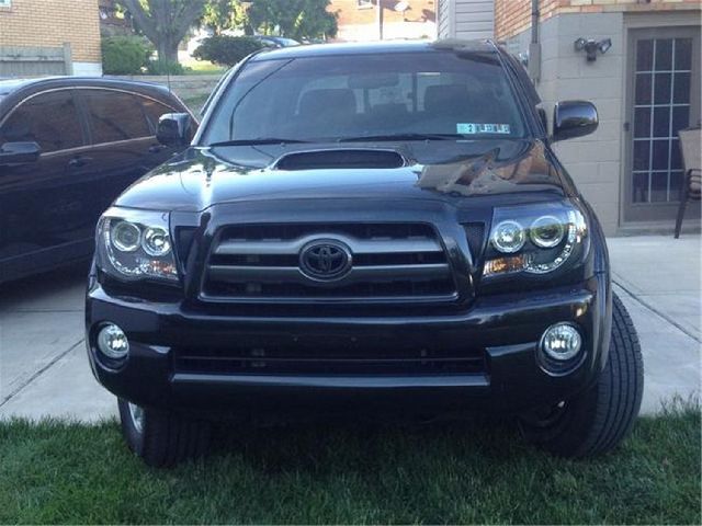2005-2011 Toyota Tacoma Headlight Set (Spyder)