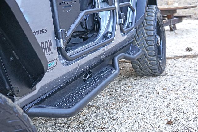 2018-2024 Jeep Wrangler Step Nerf Bar (Steelcraft)