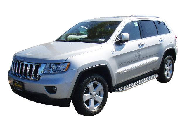 2011-2021 Jeep Grand Cherokee Running Board (Steelcraft)