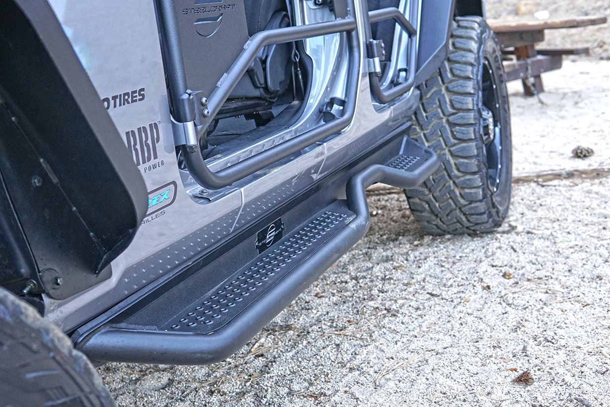 2024, 2023, 2022, 2021, 2020, 2019, 2018 Jeep Wrangler Step Nerf Bar