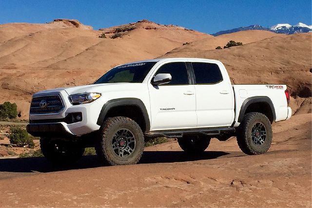 2005-2023 Toyota Tacoma Suspension Lift Kit (Tuff Country)