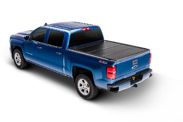 1999-2004 GMC Sierra 2500 Tonneau Cover (UnderCover)