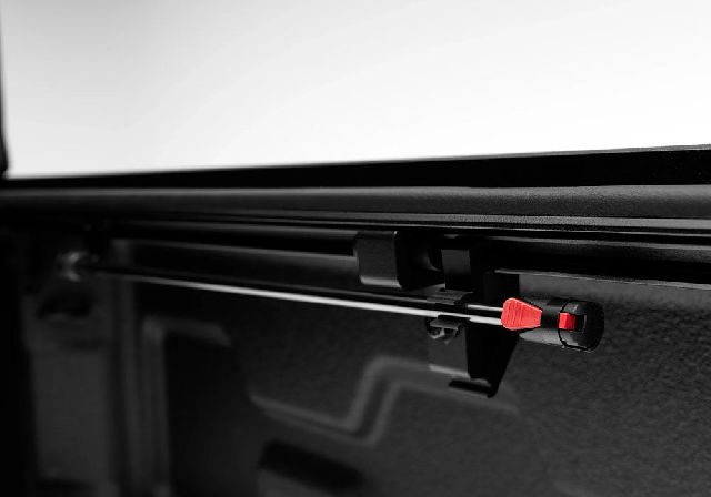 2015-2017 GMC Canyon Tonneau Cover (UnderCover)