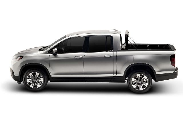 2017-2024 Honda Ridgeline Tonneau Cover (UnderCover)