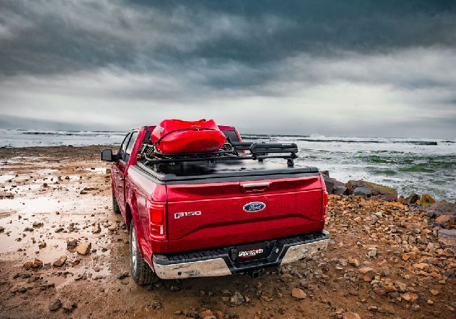 2017-2020 Ford F-250 Super Duty Tonneau Cover (UnderCover)