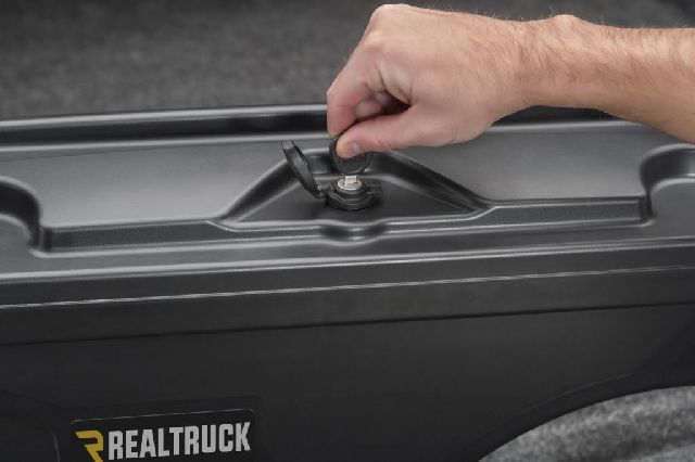 2004-2012 GMC Canyon Truck Bed Storage Box (UnderCover)