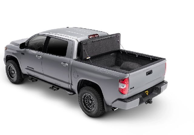 2016-2023 Toyota Tacoma Tonneau Cover (UnderCover)