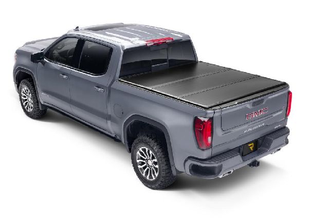 2007 GMC Sierra 1500 Classic Tonneau Cover (UnderCover)