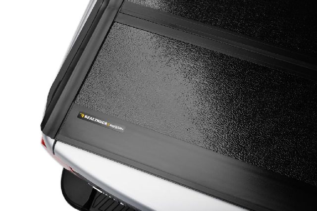 2022-2024 Nissan Frontier Tonneau Cover (UnderCover)