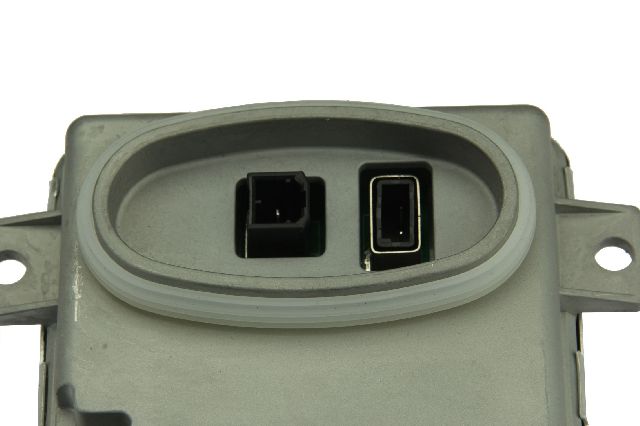 2007-2016 Volvo S80 High Intensity Discharge (HID) Headlight Control M (URO Parts)