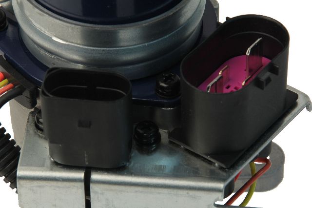 2003-2010 Porsche Cayenne Transfer Case Actuator (URO Parts)
