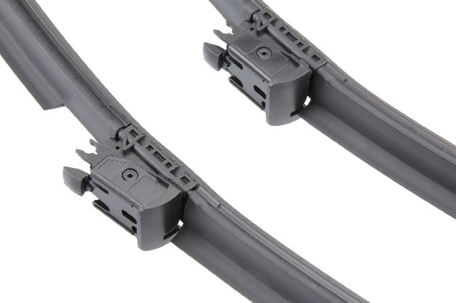 2012-2015 Mercedes-Benz ML350 Wiper Blade Set - Front (URO Parts)