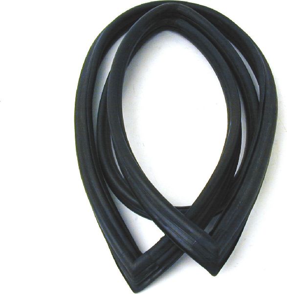 1988 BMW M5 Back Glass Seal (URO Parts)