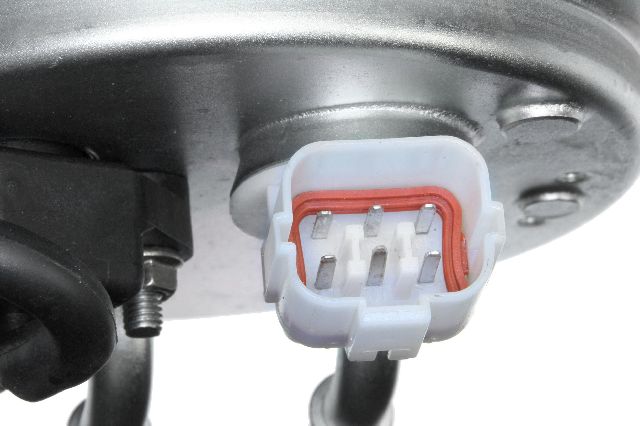 2004-2006 Kia Sorento Fuel Pump Module Assembly (URO Parts)