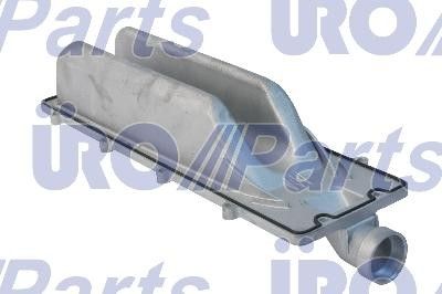 2004-2005 BMW 545i Valley Pan Cover (URO Parts)