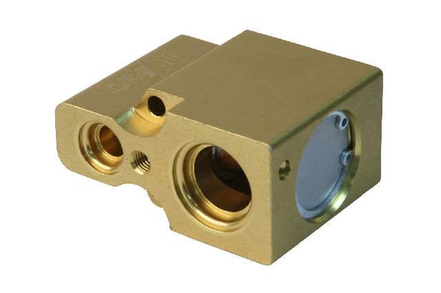 2000-2006 Audi TT A/C Expansion Valve (URO Parts)
