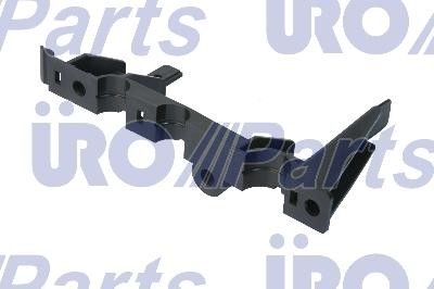 2003-2006 Porsche Cayenne HVAC Heater Pipe Retainer - Upper (URO Parts)