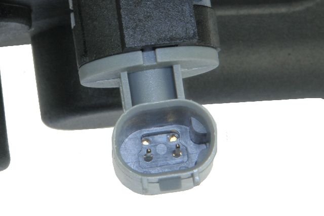 2004-2006 BMW X5 Engine Coolant Reservoir (URO Parts)