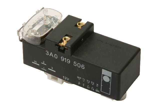 1994-1999 Volkswagen Jetta HVAC Auxiliary Fan Control Module (URO Parts)