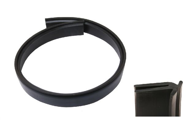 1974-1989 Porsche 911 Engine Compartment Seal - Rear (URO Parts)