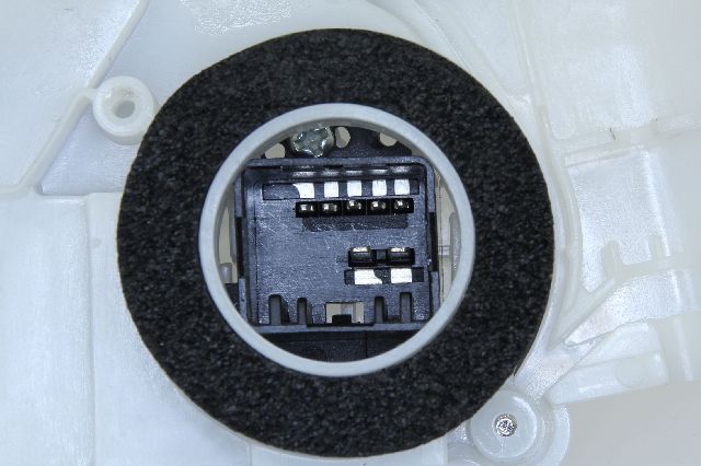 2007-2011 Honda CR-V Door Lock Actuator - Front Left (URO Parts)