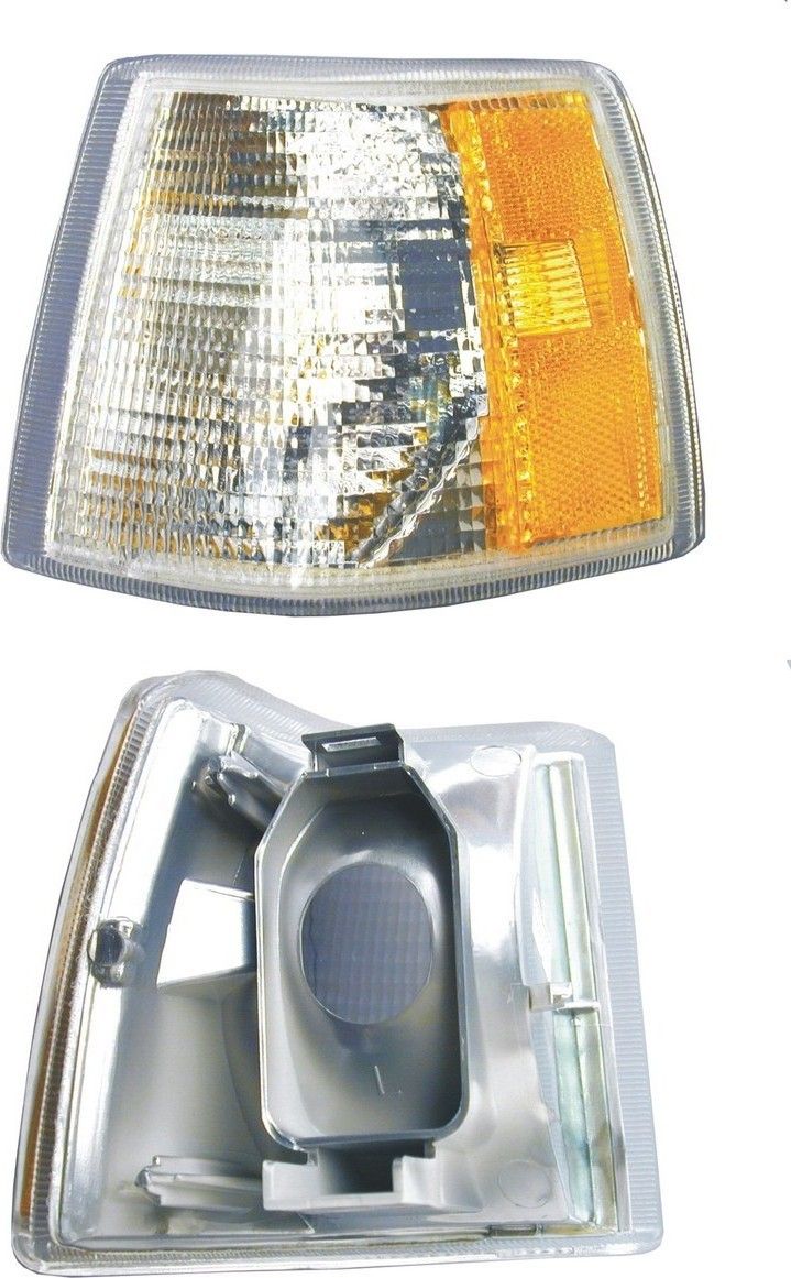 1997, 1996, 1995, 1994, 1993 Volvo 850 Turn Signal Light Assembly