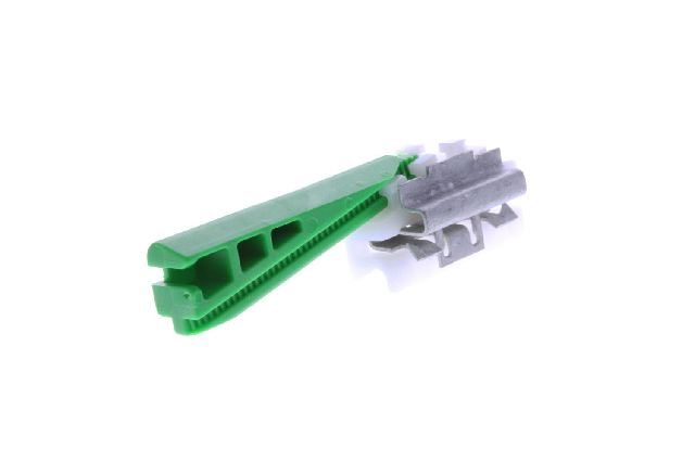 1995-2000 Mercedes-Benz C280 Molding Clip (Vaico)