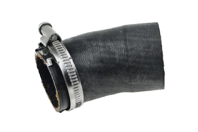 2012-2014 Volkswagen Passat Intercooler Hose (Vaico)