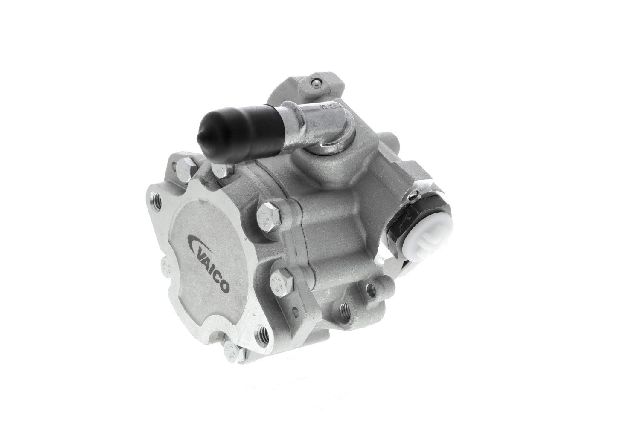 2000-2006 Volkswagen Golf Power Steering Pump (Vaico)