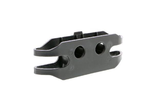 1995 BMW 525i Bumper Mounting Bracket - Rear (Vaico)