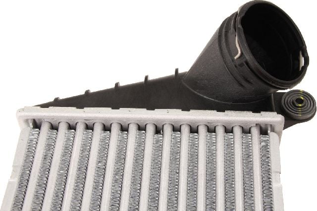 2004-2006 Volkswagen Beetle Intercooler (Valeo)