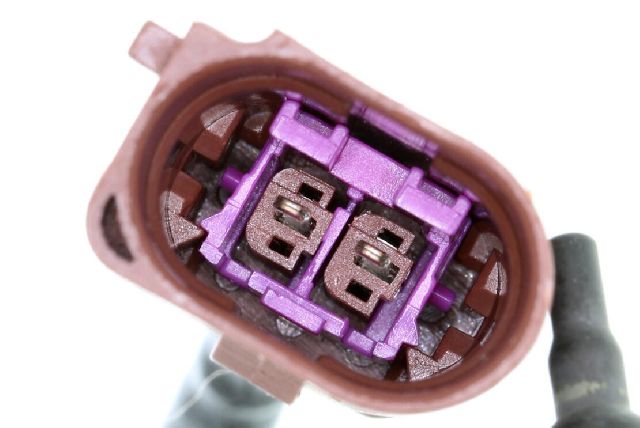 2013-2016 Porsche Cayenne Exhaust Gas Temperature (EGT) Sensor - Center (Vemo)