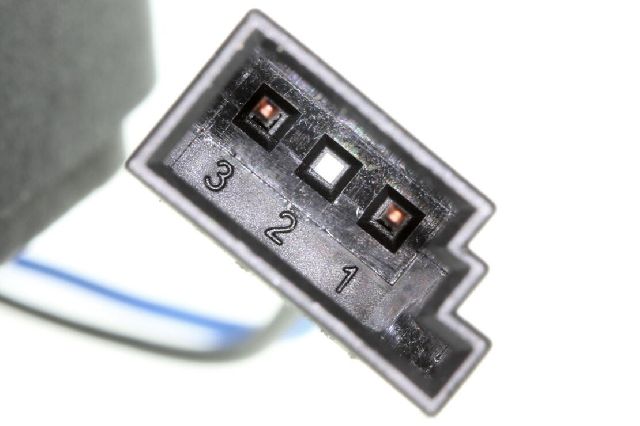 2001-2005 BMW 320i Tailgate Release Switch (Vemo)