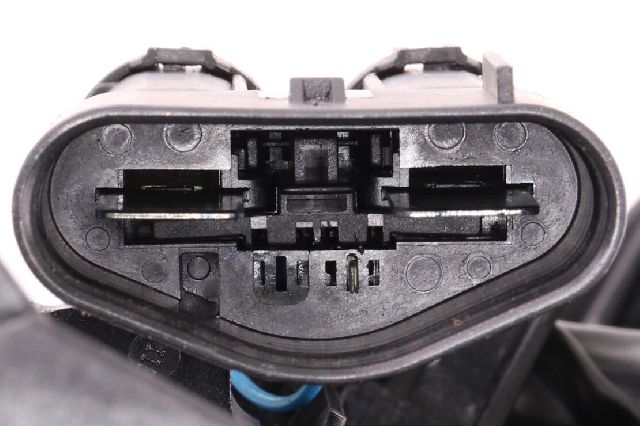 2009-2015 BMW 750i Engine Cooling Fan (Vemo)